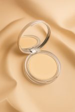 پنکک مدل Almost Powder Makeup با SPF15 کلینیک Clinique - Image 2