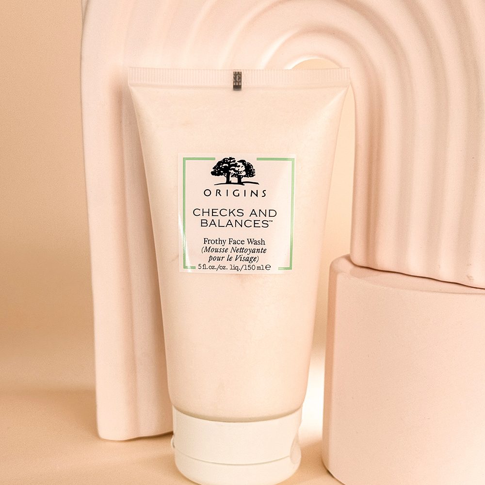 شوینده صورت چک اند بالانس اوریجینز مدل Checks And Balances حجم 150ml