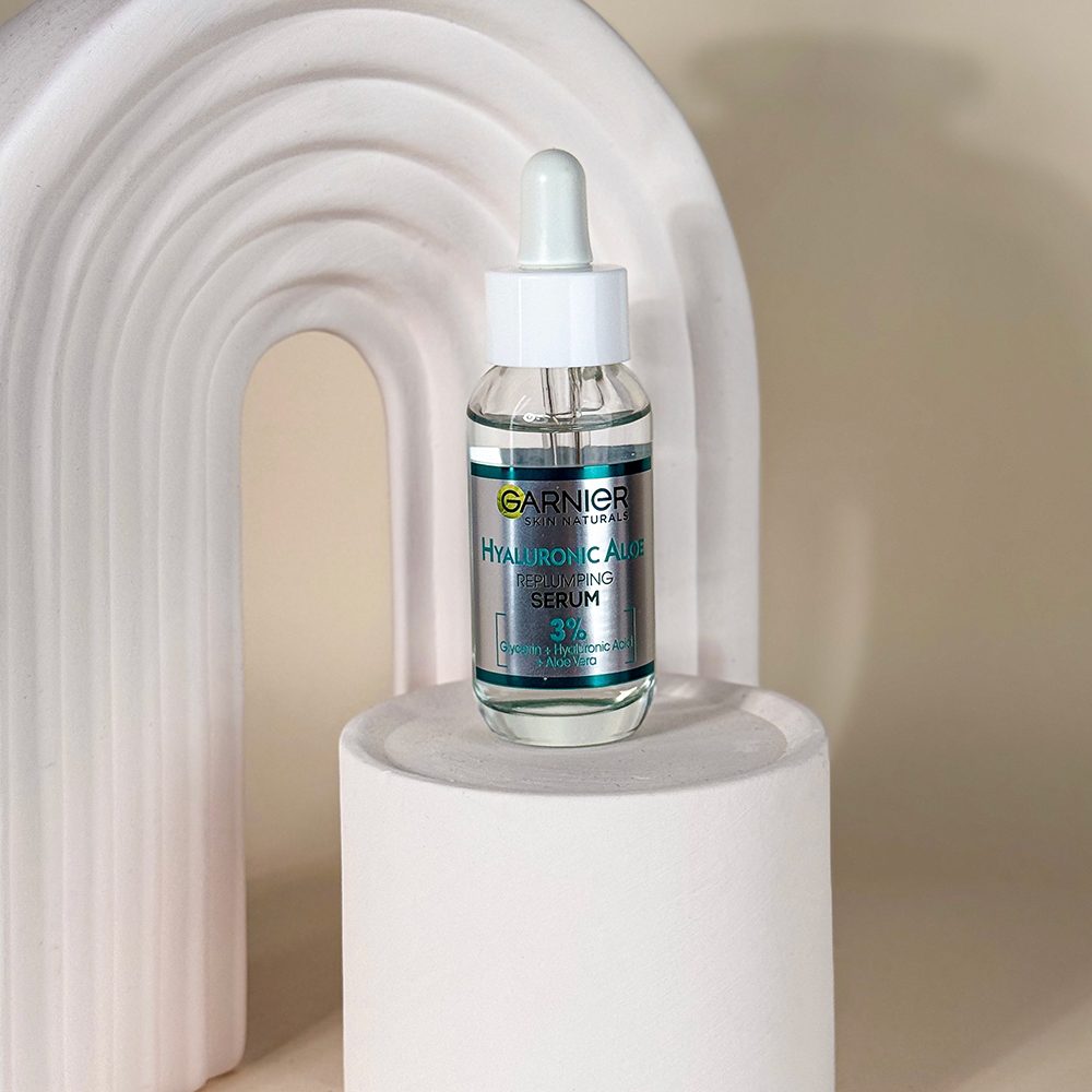 سرم آبرسان قوی هیالورونیک و آلوورا مناسب پوست های خشک و معمولی حجم 30میل گارنیر Garnier Hyaluronic Aloe Serum 30ml