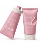 شوینده کیک برنج رز هیپ آرنسیا مناسب پوست حساس مدل Rosehip Mild pH Balancing Rice Cake Cleanser وزن ۱۵۰ گرم